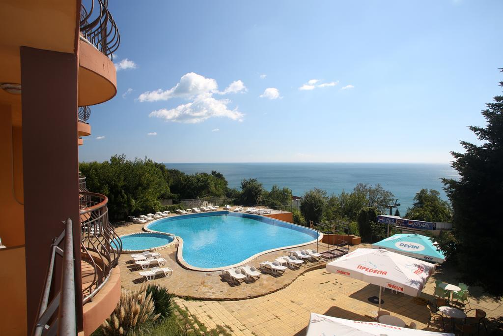 Bona Vita Hotel Golden Sands Exterior photo