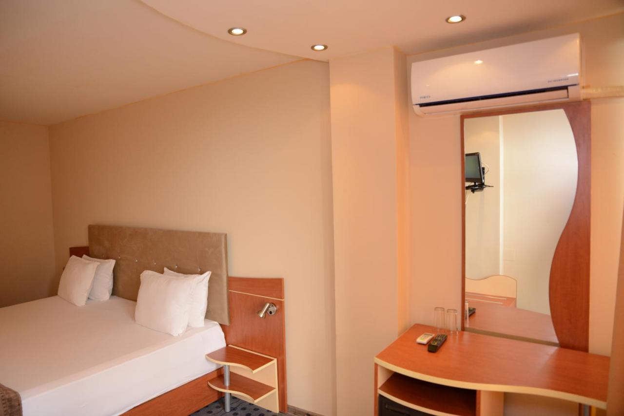 Bona Vita Hotel Golden Sands Exterior photo