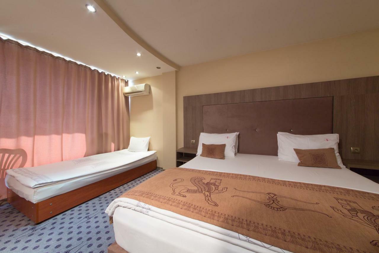 Bona Vita Hotel Golden Sands Exterior photo